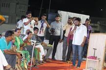 સરદાર લડે થે ગોરો સે હમ લડેંગે ચોરો સે........