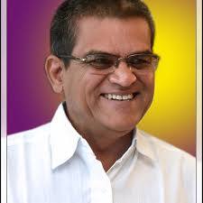 જો કે કોંગ્રેસ માટે શરૂઆતમાં સીધા જ મત માગે તો પાટીદાર સમાજ સમજી જાય કે હાર્દિક કોંગ્રેસનો હાથો બની ગયો છે તેથી હાર્દિકે પાટીદાર અનામત આંદોલન ઉભું કરીને આખા પાટીદાર સમાજને ગુમરાહ કર્યો હતો. છેવટે આંદોલનમાં પાટીદારોના 14 યુવાનોના મોત થયા અને આ 14 મોત માટે હાર્દિક જ જવાબદાર છે.