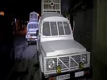 J&K: શ્રીનગરમાં પોલીસ બસ પર આતંકી હુમલો,પૂંચમાં પાકિસ્તાને તોડ્યું સીઝફાયર, બે જવાન શહીદ