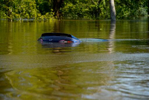 હ્યૂસ્ટન પોલીસના પ્રમુખ આર્ટ એસેવેડો અનુસાર હાલમાં પણ શહેરમાં 20 લોકો લાપતા છે.