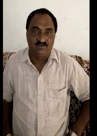 નરેન્દ્ર પટેલે કહ્યું કે, એફઆઇઆરમાં હાર્દિક પટેલના નામનો કોઇ ઉલ્લેખ કર્યો નહોતો. અને તેના વિરુદ્ધ કોઇ આરોપ લગાવ્યા નથી. ઘટના સમયે હાર્દિક ઘટના સ્થળ પર હાજર નહોતો અને તેણે મને કોઇ ધમકી પણ આપી નથી. 