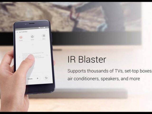 ગૂગલ પાવર્ડ આ સ્માર્ટફોન ઈન્ફ્રારેડ બ્લાસ્ટર પણ છે જેની મદદથી તમે આને બધા હોમ અપ્લાઈન્સિસના રિમોટ તરીકે પણ ઈસ્તેમાલ કરી શકો છે. શામોમીના આ ફોનમાં 3080 mAh બેટરી આપવામાં આવી છે જેની સાથે ટાઈપ-C ચાર્જર આપવામાં આવ્યું છે.