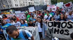 જેસ સેશન્સે કહ્યું કે, જે લોકોને સંરક્ષણ મળેલું છે અને જો તે આવતા વર્ષે 5 માર્ચ અગાઉ પુરુ થતું હશે તો તેઓ પાંચ ઓક્ટોબર સુધીમાં તેને રિન્યુ કરાવી શકશે. પરંતુ જો રાહત છ માર્ચના રોજ પુરી થતી હશે તો પણ તેને રિન્યુ કરાવી શકાશે નહીં. એક અંદાજ અનુસાર, આ પ્રોગ્રામ રદ કરવાના કારણે અમેરિકાને વાર્ષિક 200 બિલિયન અમેરિકન ડૉલરનું નુકસાન થશે. 