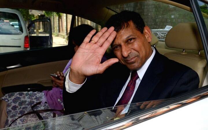Sri Lanka-Pakistan situation will not be in India former RBI governor Raghuram Rajan told reason Economic Crisis: श्रीलंका-पाकिस्तान जैसे भारत में नहीं होंगे हालात, RBI के पूर्व गवर्नर ने बताई वजह