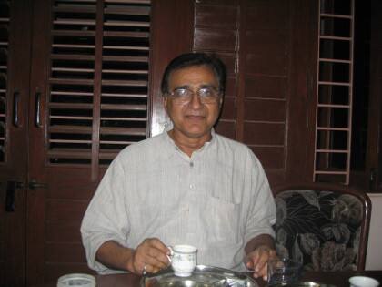 દેશના અન્ય રાજયોનાં કોંગ્રેસનાં મોટાં માથાં અને નેતાઓ પણ રેસમાં હતા પરંતુ તે બધાની વચ્ચે સોનિયા ગાંધી તા દિપક બાબરીયા પર પસંદગી ઉતારવામાં આવી હતી. દિપક બાબરીયાના શિરે આવતા વર્ષે મધ્યપ્રદેશમાં આવી રહેલી ચૂંટણીઓમાં કોંગ્રેસના વિજયનો તખ્તો ગોઠવવાની જવાબદારી આવી પડી છે.