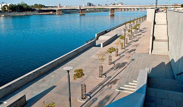 આ પછી પોલીસે પ્રેમીની પત્નીને બોલાવી પતિના લગ્નેતર સંબંધને ખુલ્લો પાડ્યો હતો. જોકે બન્ને પરિવારના વડીલોએ શેખરને ફરિયાદ ન કરવા સમજાવતાં મામલો થાળે પડ્યો હતો. અંગે રિવરફ્રન્ટ વેસ્ટ પોલીસ સ્ટેશનના પીઆઇ જે. એ. ભગોરાએ જણાવ્યું હતું કે, 'પતિએ પત્નીને પ્રેમી સાથે પકડી હતી, પણ એને પત્નીને પાછી ઘરે લઇ જવી હોઇ ફરિયાદ કરવાનું ટાળ્યું હતું. જો કે અમે એમનું સમાધાન થઇ ગયાનો જવાબ લેખિતમાં લીધો છે.' 