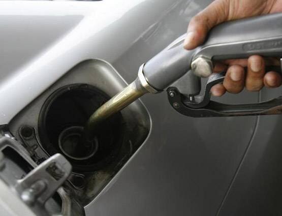 Petrol-Diesel 17 July: आज पेट्रोल की कीमतों में फिर लगी आग, डीजल स्थिर, जानिए- अपने शहर का भाव