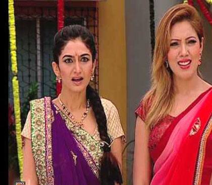 ઉલ્લેખનીય છે કે તાજેતરમાં જ સોની ટીવીના શો ‘પહરેદાર પિયા કી’માં બાળલગ્નને પ્રોત્સાહન આપતી હોવાને કારણે તેને બેન કરવાની માંગ ઉઠી હતી અને બાદમાં આ શોને બંધ કરી દેવામાં આવ્યો હતો. હવે શિરોમણી ગુરુદ્ધારા પ્રબંધક કમિટિની માંગ પર શું નિર્ણય લેવામાં આવે છે તે જોવાનું રહ્યું છે. કમિટિએ ચેનલ અને શોના ડિરેક્ટરને ‘ઇશ્વરની નિંદા’ કરતું કન્ટેન્ટ બતાવવા પર ચેતવણી આપી છે.