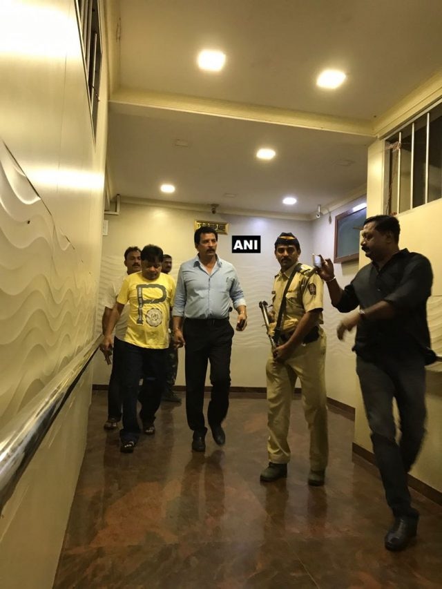 Mumbai NCB arrests Iqbal Kaskar, brother of underworld don Dawood Ibrahim ਅੰਡਰਵਰਲਡ ਡੌਨ ਦਾਉਦ ਇਬਰਾਹੀਮ ਦੇ ਭਰਾ ਇਕਬਾਲ ਕਾਸਕਰ ਨੂੰ ਮੁੰਬਈ ਐਨਸੀਬੀ ਨੇ ਕੀਤਾ ਗ੍ਰਿਫਤਾਰ