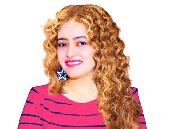 આ તસવીરોમાં હનીપ્રીતના હેરસ્ટાઈલ કે કપડા બદલીને નકલી ફોટા બનાવી શેર કરવામાં આવી રહ્યા છે.