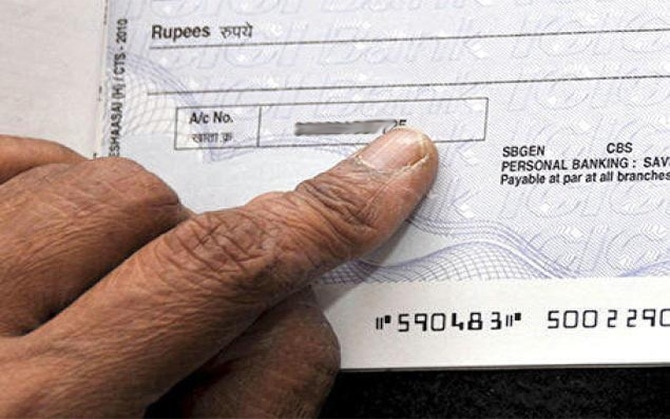 Cheque Bounce Penalty Rules you should know to avoid loss and Case lodge Cheque Bounce Penalty Rules: चेक बाउंस होने पर लगती है पेनल्टी, सजा तक का है प्रावधान, जानिए क्या हैं नियम