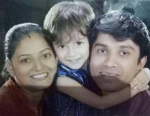 રાજકોટ: નવરાત્રિમાં માસૂમ બાળકનું હ્રદય બંધ થતાં માતા-પિતા સામે જ મોત