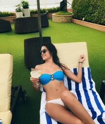  ‘ડીજે વાલે બાબૂ મેરા ગાના બજાદે’ ફેમ નતાશા જોવા મળી બિકિનીમાં, જુઓ તસવીરો