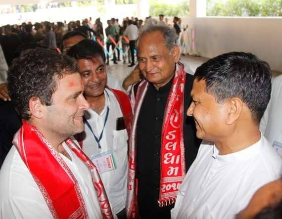 તાજેતરમાં કોંગ્રેસના ઉપપ્રમુખ રાહુલ ગાંધી ગુજરાતની યાત્રાએ આવ્યા અને સૌરાષ્ટ્રમાં ત્રણ દિવસોન પ્રવાસ કર્યો ત્યારે નરેશ પટેલ સાથે તેમણે બંધબારણે એક કલાક બેઠક કરી હતી. તેના કારણે રાજકીય વર્તુળોમાં ચર્ચા ચાલી રહી છે કે કોગ્રેસ નરેશ પટેલને મુખ્યમંત્રી પદનો ચહેરો બનાવી પાટીદાર મતો અંકે કરી શકે છે.