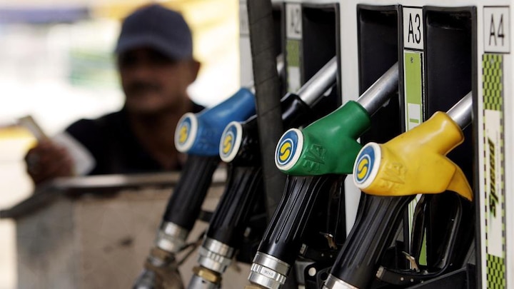 petrol-diesel-price-cut-noida-to-prayagraj-on-10th-july-2023-check-latest-fuel-rates-of-your-city Petrol-Diesel Price: সস্তা হল পেট্রোল-ডিজেল, আজ কলকাতায় কত হল লিটার ?