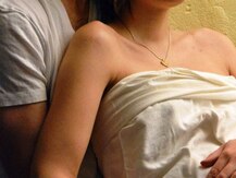 મહેસાણાઃ રસ્તામાં મળેલા અજાણ્યા યુવક સાથે હોટલમાં જઈ યુવતીએ માણ્યું સેક્સ, પછી આવ્યો એવો વળાંક કે ચોંકી જશો