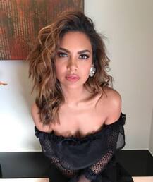 એકવાર ફરી આ અભિનેત્રીની સનસનીખેજવાળી તસવીરો થઈ વાયરલ, જુઓ તસવીરો