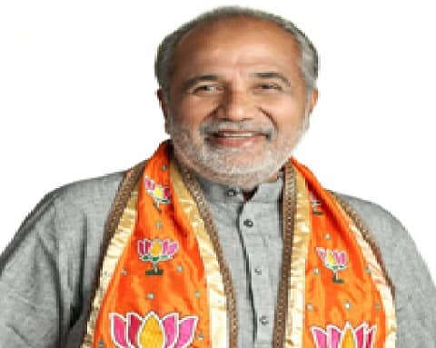સુરત પૂર્વની સીટ પરથી નીતિન ભજીયાવાલા, અરવિંદ રાણા, અને શંકર ચેવલીના નામની ચર્ચાઓ ચાલી રહી છે.