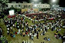  અમદાવાદમાં યોજાયો મહાઆરતી કાર્યક્રમ, એકસાથે 501 દીકરીઓએ ઉતારી આરતી