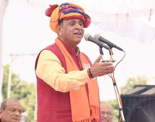 ઔદ્યોગિક એકમોને વીજ બિલમાં યૂનિટ દીઠ રૂપિયા એકની સહાય, પાંચ વર્ષ સુધી આપવાની જાહેરાત કરવામાં આવી હતી. 
