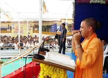 ગુજરાતમાં યોગી આદિત્યનાથનો દાવો: ડોનાલ્ડ ટ્રમ્પ નરેન્દ્ર મોદીને અનુસરવા માગે છે