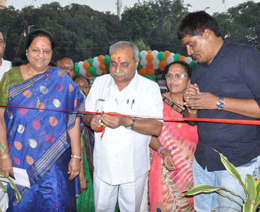 મહેસાણાના લોકો સાડીઓમાં પતી જાય તેમ નથી, હું આવીશ એટલે બધું સરખું થઈ જશે:ગુજરાતના ક્યા મંત્રીએ આપ્યું નિવેદન