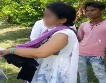 યુવત-યુવતી કપડાં કાઢીને ઝાડીમાં માણી રહ્યાં હતાં સેક્સ ને લોકોએ પાડી રેડ, કપલના થયા આવા હાલ