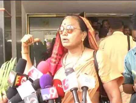 દાહોદ પરથી પ્રભાબેન તાવિયાડનું નામ ચાલી રહ્યું છે. 