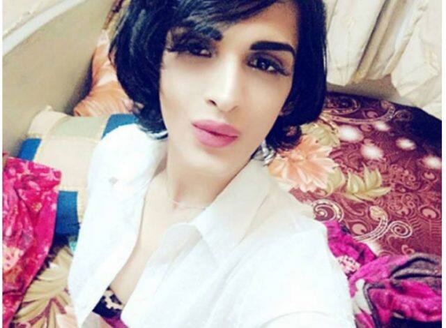  એક ન્યૂઝપેપર સાથેની વાતચીતમાં ગૌરીએ કહ્યું કે, આ રિયાલિટી શો દરમિયાન તેણે બિકિનીમાં ઑડિશન આપ્યું હતું. તેને એ વાતની પણ ચિંતા હતી કે, બિકિનીમાં તેને જોઈને પરિવારનું શું રિએક્શન હશે. આ સાથે બીજી એક ચિંતા એ હતી કે, ક્યાંક લોકો એવું ન સમજે કે તેણે બોડી બતાવવા માટે જ સેક્સ ચેન્જ કરાવ્યું છે.