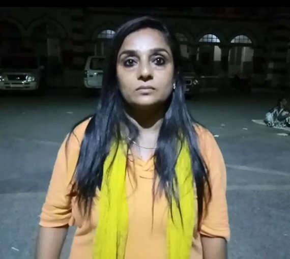 જોકે, પોલીસની નજર ચૂકવીને પીએમના કાર્યક્રમ સ્થળ સુધી પહોંવામા સફળ થયેલ આશાવર્કરો સાથે પણ પોલીસ સાથે સ્થળ પર ઘર્ષણ થયું હતું. જેમાં રેખાબેન મકવાણાને માથાના ભાગે ઇજા થવા પામી હતી. બીજી તરફ આશાવર્કર આંદોલનના અગ્રણી ચંદ્રિકાબેન પોલીસની નજર ચૂકવી પીએમના રોડ શો સુધી પહોંચવામાં સફ‌ળ રહ્યા હતા.