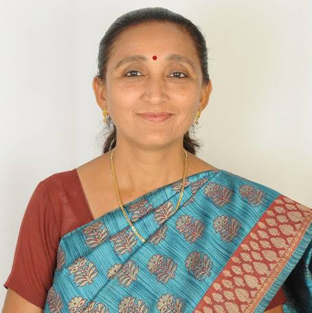 મળતી વિગતો અનુસાર, સાવલી બેઠક પર ભાજપના ધારાસભ્ય ઉપેન્દ્રસિંહ ગોહિલ પાસે વિદેશી બનાવટની એક બંદૂક, એક રિવોલ્વર તથા એક રાઇફલ છે. જ્યારે તળાજાની બેઠક પરથી ભાજપના ધારાસભ્ય રહી ચૂકેલા ભારતીબહેન શિયાળ પાસે પણ હથિયારનું લાયસન્સ છે તેઓની પાસે રિવોલ્વર છે. બાદમાં તેમણે ધારાસભ્ય પદેથી રાજીનામું આપીને લોકસભા ચૂંટણી લડી હતી.