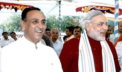 ‘વિકાસ નહીં પણ વડાપ્રધાન અને મુખ્યમંત્રી ગાંડા થયા છે’: કોંગ્રેસના કયા નેતાએ આપ્યું વિવાદી નિવેદન? ‘વિકાસ નહીં પણ વડાપ્રધાન અને મુખ્યમંત્રી ગાંડા થયા છે’: કોંગ્રેસના કયા નેતાએ આપ્યું વિવાદી નિવેદન?