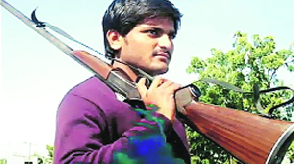 ‘15 કરોડ આપો નહીં તો હાર્દિકને કહી તમારી CD બહાર પાડીશ’, કયા પાટીદારે આપી આ ધમકી, જાણો વિગતે