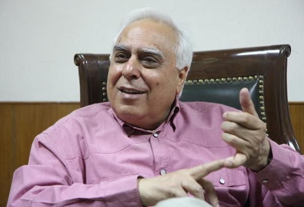 કોંગ્રેસના નેતાઓની કપિલ સિબ્બલ સાથે કરી બેઠક, અનામત અંગે શું થઈ ચર્ચા, જાણો વિગતે