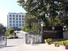 અમદાવાદની ફાઈવ સ્ટાર હોટલમાં દરોડો, 14 કરોડપતિઓ શું કરતાં ઝડપાયા ? 