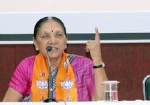 અમદાવાદમાં આનંદીબેન પટેલે ઘરે ઘરે જઈને શરૂ કર્યો પ્રચાર, પૂર્વ CM શું બોલ્યા, જાણો વિગતે