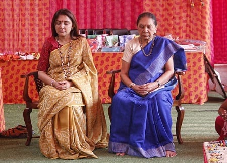 તમારી પુત્રી અનાર કે પુત્ર જયેશ પટેલને ટિકિટ અપાવશો? આનંદીબેન પટેલે શું આપ્યો જવાબ? તમારી પુત્રી અનાર કે પુત્ર જયેશ પટેલને ટિકિટ અપાવશો? આનંદીબેન પટેલે શું આપ્યો જવાબ?