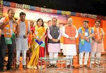 રાજકોટમાં ભાજપમાં જોડાયેલાં કાશ્મીરા નથવાણી કોણ છે? ભાજપે તેમને કેમ ખેંચવાં પડ્યાં? જાણો વિગત