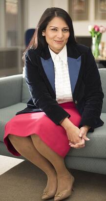 સરકારી પૈસે ઇઝરાયલમાં વેકેશન માણવા ગયા ગુજરાતી મૂળના બ્રિટિશ મંત્રી, આપવું પડ્યું રાજીનામું