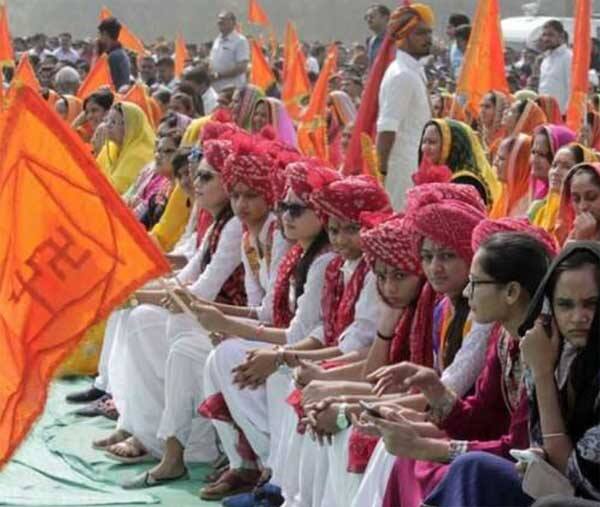 તેમણે વિશ્વ હિન્દુ પરિષદ અને બજરંગ દળના સમર્થનનો ઉલ્લેખ કરીને કહ્યું હતું કે, અમે સાચા હોવાથી જ સંસ્કૃતિની રક્ષા અને ધર્મ રક્ષા માટે વિશ્વ હિન્દુ પરિષદ અને બજરંગ દળે સમર્થન આપ્યું છે. એટલું જ નહીં, ગુજરાતના બ્રહ્મ સમાજ, ચારણ સમાજ, ગઢવી સમાજે પણ ટેકો જાહેર કર્યો છે.