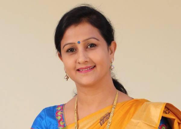 સંગીતા પાટીલનું નામ લિબાંયત સીટ પરથી નક્કી કરવામાં આવ્યું છે. વડોદરા શહેરમાંથી મનીષા વકીલનું નામ નક્કી કરવામાં આવ્યું છે જ્યારે વિરમગામ સીટ પરથી ડો. તેજશ્રીબેન પટેલનું નામ નક્કી કર્યું છે. 