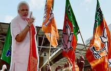 કોંગ્રેસ છોડીને ભાજપમાં આવેલા બે ધારાસભ્યોને ભાજપે કાપી નાંખ્યા, તેમના બદલે કોને આપી ટિકીટ જાણો વિગત? 