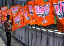 ભાજપની બીજી યાદીમાં એક ડઝન MLAનાં કપાયાં પત્તાં, જાણો કોને કોને ના મળી ફરી ટિકીટ ?