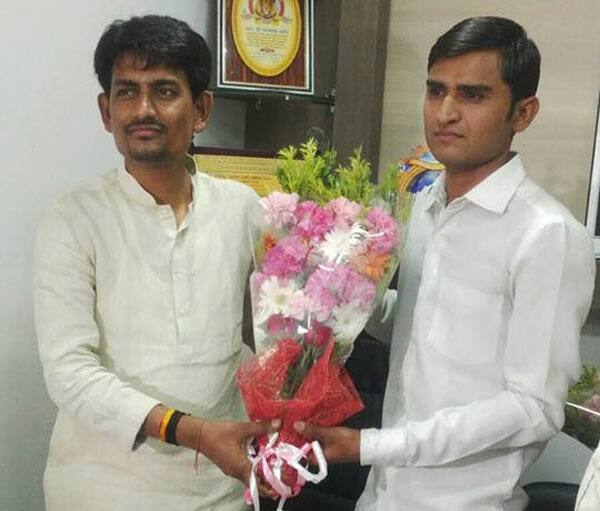 ઉના બેઠક પર ભાવેશભાઈ વાળાને ટિકિટ ફાળવવામાં આવી છે જ્યારે પોરબંદર બેઠક પર રોનકભાઈ તોડરમલને ટિકિટ આપવામાં આવી છે. 