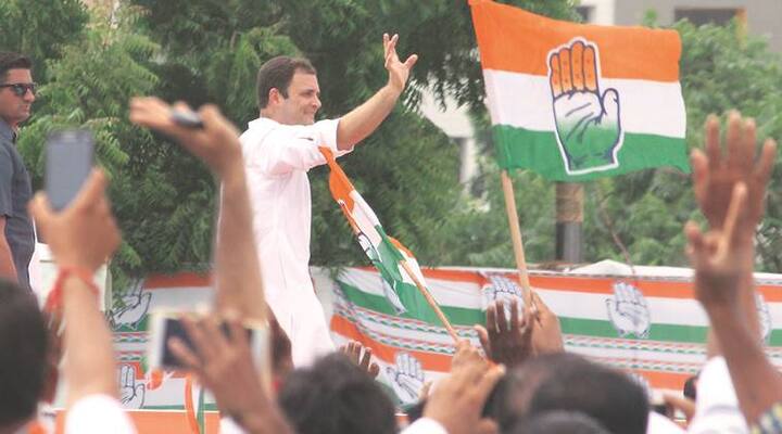 અમદાવાદ: આગામી વિધાનસભાની ચૂંટણીને લઈને કૉંગ્રેસે 77 ઉમેદવારોની પ્રથમ યાદી જાહેર કરી છે. 