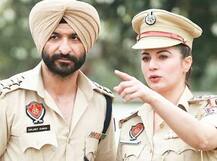 વાયરલ થઈ આ મહિલા ‘પોલીસ’ની તસવીર, જાણો તેની પાછળનું સત્ય...