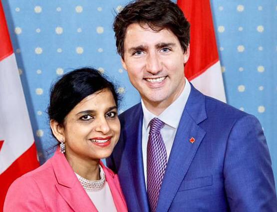  27 વર્ષોથી ઇન્ટરપ્રિટેશનનું કામ કરી રહેલ ગુરદીપે 1990માં ભારતીય સંસદથી કારકિર્દીની શરૂઆત કરી હતી. જોકે, 1996માં લગ્ન બાદ તેણે આ કામ છોડી દીધું હતું.