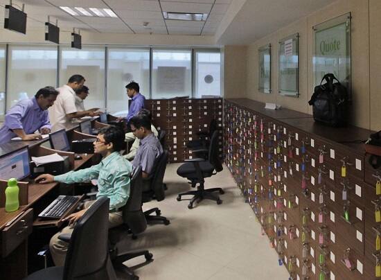 ભાજપનાં ઉમેદવારે બાકી નિકળતા રૂપિયા 65 લાખ જેટલો ટેક્સ તાત્કાલીક ભરવામાં આવ્યો છે. સુરેન્દ્રનગર નગપાલિકામાં શહેરનાં અનેક લોકોનાં ટેક્સ બાકી છે. પાલિકા દ્વારા વારંવાર સૂચના તથા નોટીસો ફટકારવા છતાં શહેરીજનોની સાથે ઉદ્યોગપતિઓ ટેક્સ ભરવા માટે આવતા ન હતા.
