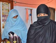 ત્રણ તલાક ન લેવા પર પતિ સામે જ મહિલા પર 10 લોકોએ કર્યો બળાત્કાર