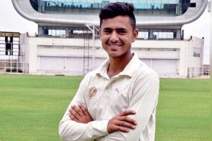 હાર્વિક દેસાઈ